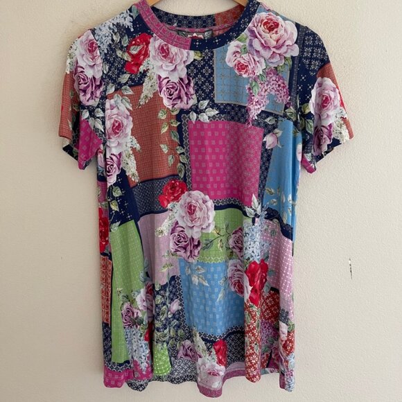 JOHNNY WAS Rose Patch Swing Tee: Size XS/Small in Excellent Pre-Loved Condition - Picture 2 of 10